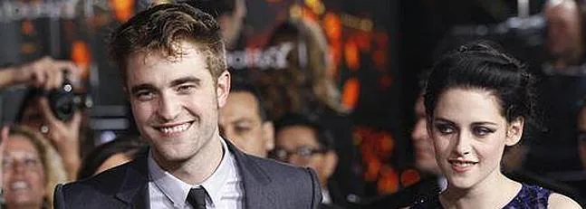 Kristen Stewart y Robert Pattinson celebran juntos y en familia Acción de Gracias