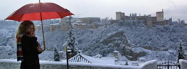 Granada amanecerá en alerta amarilla por nieve