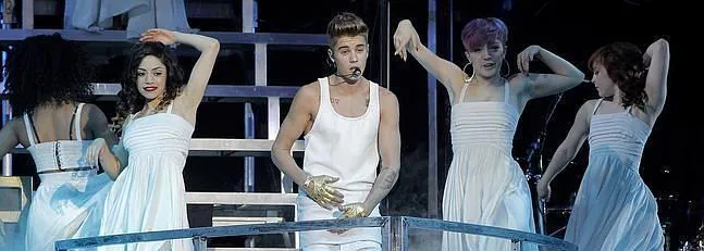 El ángel de Justin Bieber arrasa en su primera parada española (foto)