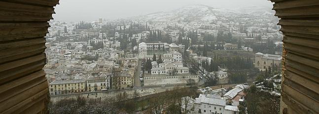 Diez lugares desde donde fotografiar la Granada nevada