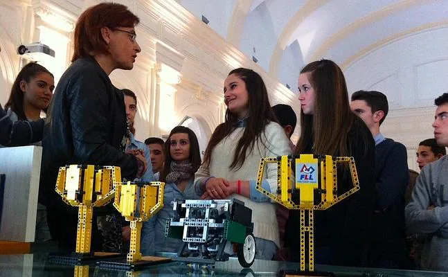 El IES de Montefrío, primer equipo andaluz en la final europea de la competición de robótica de Lego