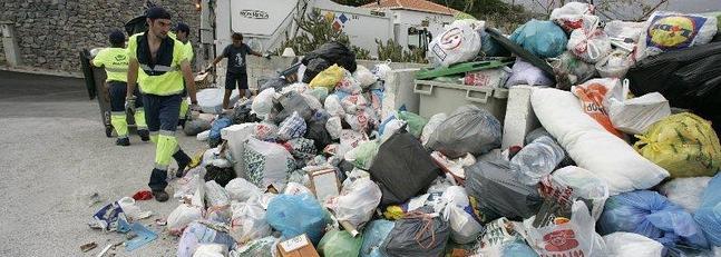 Almuñécar se libra de pagar diez millones por el conflicto con la antigua empresa de basuras