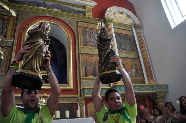 Huéscar entregó las Santas Patronas a sus vecinos de Puebla de Don Fadrique
