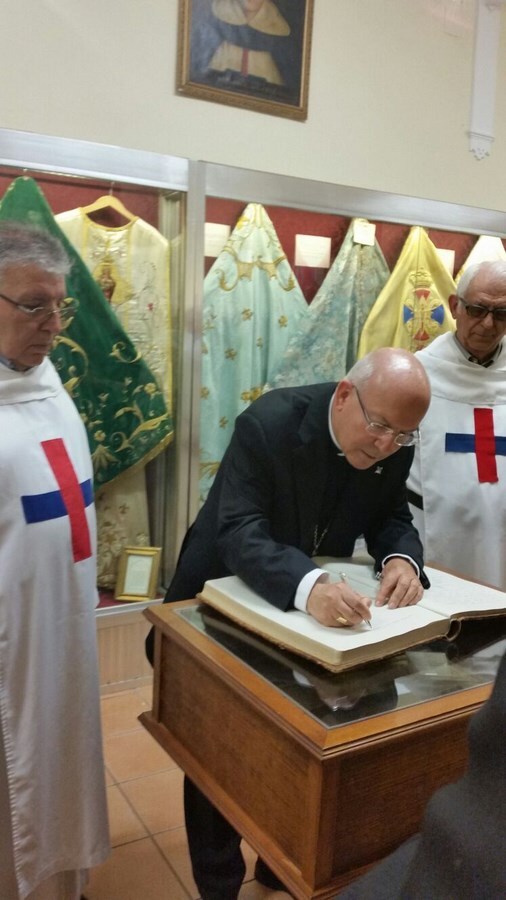 El nuevo obispo de Jaén visita a la Morenita